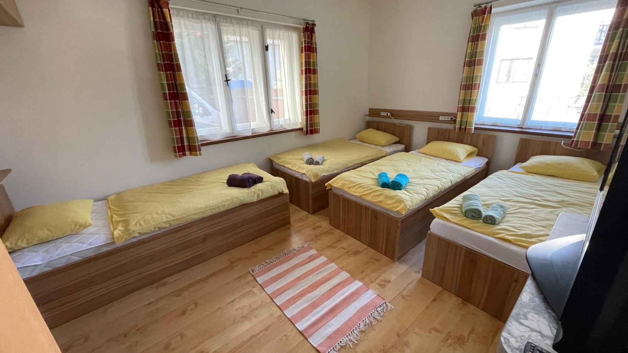 Guesthouse Trncin Mladá Boleslav Екстериор снимка